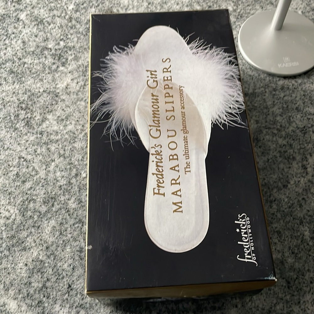 Vintage Frederick’s of Hollywood mules. - Picture 6 of 7